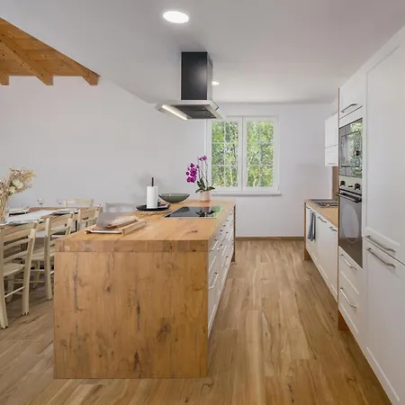 3 Bedroom Cozy In 度假居 布耶